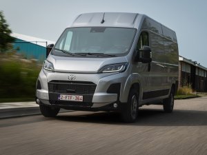 Review Toyota Proace Max (2025): nu hoeft Toyota nooit meer ‘nee’ te verkopen