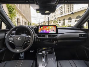 Review Lexus UX 300h (2024): beter dan zijn voorganger, maar niet perfect