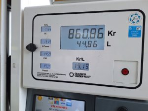 In dit ‘peperdure’ Europese land is benzine veel goedkoper dan in Duitsland