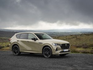 Review: Mazda CX60 (2025) meer harmonie na Robijn-behandeling