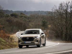 TEST Mazda CX-60 - hoe zachte heelmeesters kinderziekten lieten genezen