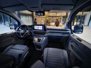 Volkswagen prijst stekkerversies van busbusjes Kombi en Caravelle: wanneer een taxi te klein is