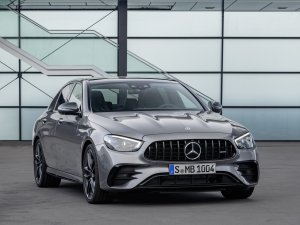 Vernieuwde Mercedes E-Klasse kost net geen 60.000 euro