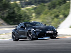 Dit bizarre bedrag betaalt een Nederlander voor de allerlaatste Toyota Supra