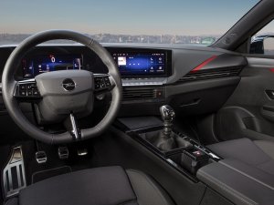 Eerste review nieuwe Opel Astra (2022) - Is dit écht een Duitse auto?