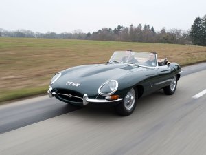 Jaguar E-type (1961)