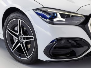 Mercedes doet iets geks: twee keer een 'nieuwe' C-Klasse in één jaar