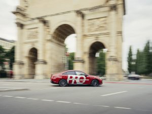 Mercedes troeft Tesla af met zelfrijdende auto, maar er zit een addertje onder het gras