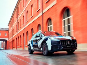 Carnaval 2022 gaat door, en Maserati is alvast begonnen met de Grecale