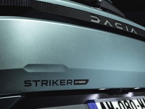 Dacia Striker nog 2600 euro goedkoper dan verwacht: Skoda Octavia kan borst natmaken