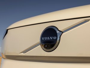 Volvo EX90 vs. Volvo XC90: belangrijkste verschillen op een rij