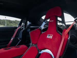 Dit bizarre bedrag betaalt een Nederlander voor de allerlaatste Toyota Supra