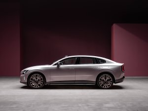 Volvo ES90 (2025): komt verder en laadt sneller dan andere Volvo-EV’s