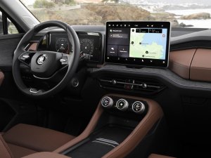 Test: hiermee ben je in stokoude Volvo ruim drie keer zo snel als in splinternieuwe Mercedes