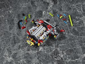 Lego voor gevorderden! Deze Lamborghini Sián bestaat uit 3696 steentjes