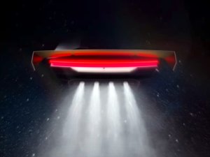Is Tesla's 'raketauto' straks toegestaan op de Nederlandse weg?