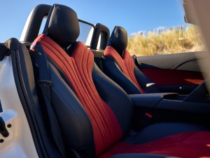 Review MG Cyberster GT (2024): supercar-spektakel voor de prijs van een dikke Golf