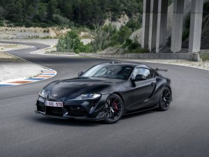 Dit bizarre bedrag betaalt een Nederlander voor de allerlaatste Toyota Supra