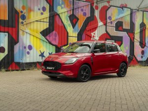 Suzuki viert 60 jaar in Nederland met 1500 euro duurdere Swift Edition 60
