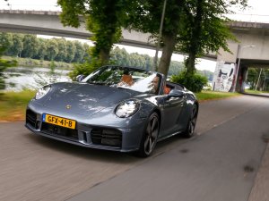 Porsche 911 Carrera (2024) review - met een EV was dit nooit gebeurd