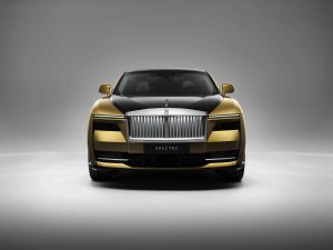 Rolls-Royce Spectre: elektrische Rolls-Royce heeft een actieradius van 520 km, kost een half miljoen en weegt drie ton
