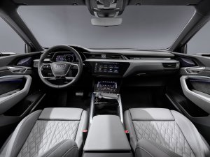 Dit is de Audi e-tron Sportback: coupé-kont verlaagt stroomverbruik