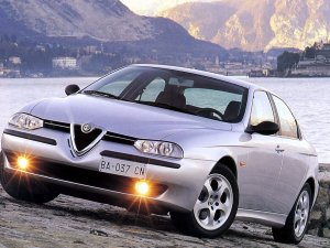 Alfa Romero Brera: hoe je van een warmbloedige sportwagen een te zware coupé maakt