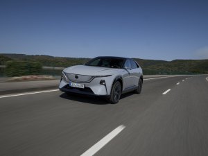 5 vragen Mazda CX-6e