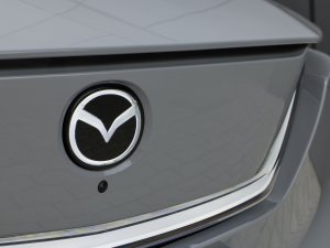 5 vragen Mazda CX-6e