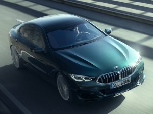 Alpina B8 Gran Coupé laat de BMW M8 in het stof achter