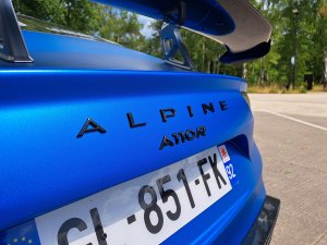 Review: Alpine A110R is een levensgevaarlijke auto maar niet zoals jij denkt