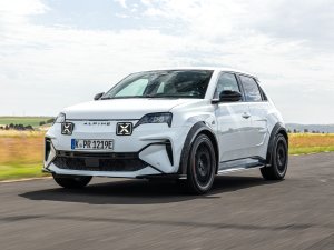 TEST elektrische hot hatches: de Alpine A290, Cupra Raval en Mini Cooper SE sprinten als een 911