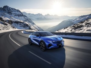 Nieuwe Alpine A390 (2025) wil Porsche Macan te lijf
