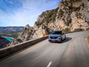 Test Nissan Ariya Nismo (2025): transformer