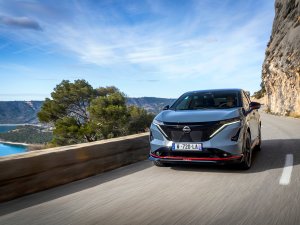 Test Nissan Ariya Nismo (2025): transformer