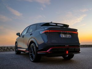 Test Nissan Ariya Nismo (2025): transformer