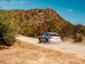 Audi Q5 in Mexico: mooiboy op bootcamp