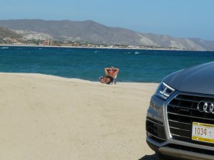 Audi Q5 in Mexico: mooiboy op bootcamp