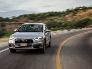 Audi Q5 in Mexico: mooiboy op bootcamp