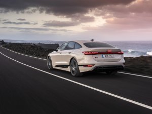 De Audi A6 e-tron (2024) geeft eeuwige rivalen het nakijken met ijzersterke troeven