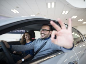 Je auto online verkopen: 4 manieren (met voor- en nadelen)