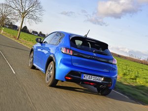 Test Peugeot 208 en Opel Corsa: welke zit het lekkerst? Of toch een concurrent?