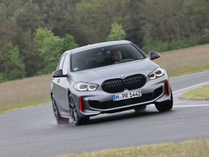 TEST BMW 128ti -