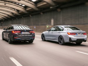 BMW CEO: Ook met e-fuels is het over en uit voor de verbrandingsmotor