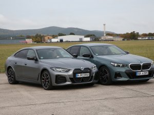 BMW i4 vs. BMW i5 - waarom groter niet per definitie aantrekkelijker is