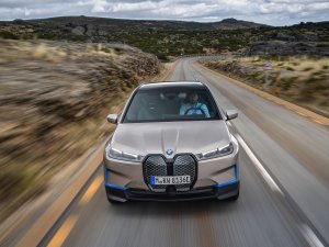 BMW iX-lancering: BMW biedt excuses aan na beledigen doelgroep