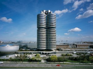 Duits gekibbel om 6000 euro EV-subsidie: BMW moet er niks van hebben