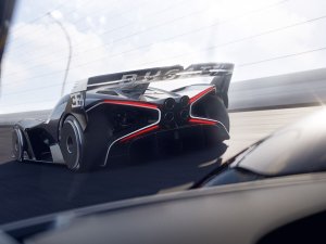 Belangrijk nieuws voor 40 superrijken: de Bugatti Bolide gaat in productie
