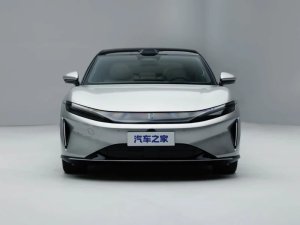 BMW en Mercedes schrikken zich een hoedje van deze nieuwe Chinese EV