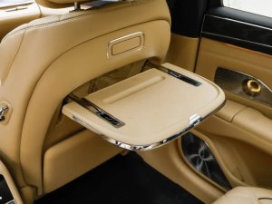 BMW en Mercedes schrikken zich een hoedje van deze nieuwe Chinese EV